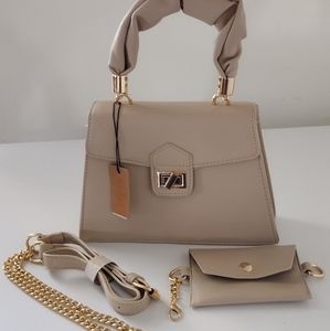 Brand New Beige Handbag For An Everyday Use